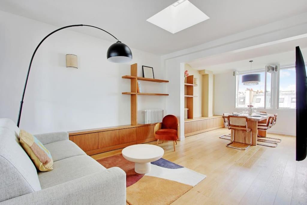 Amazing Apartments In Chatelet - Rivoli Париж Екстериор снимка